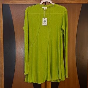 NWT Easel Lime Green Long Sleeve Top w/Decorative Seaming & Modified Funnel Neck